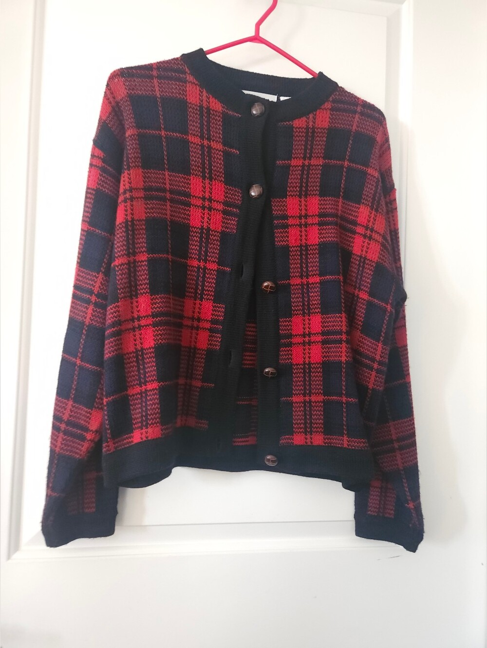 Plaid Crewneck Button-Front Sweater - Red & Black